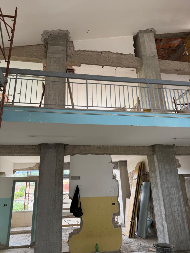 Seismic retrofitting site of the Simonetta Lamberti school, Cava de' Tirreni (SA)
